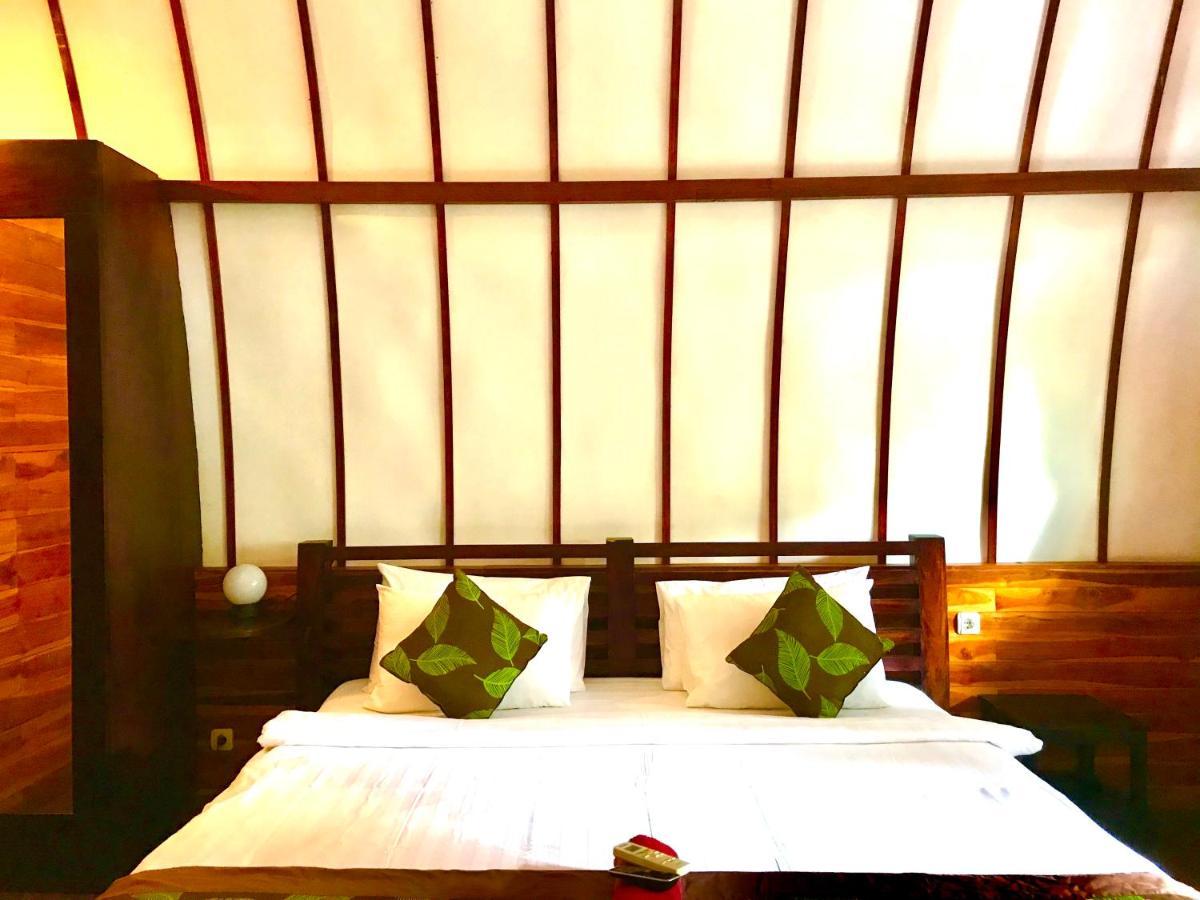 Cotton Tree Cottages Gili Trawangan Exteriör bild
