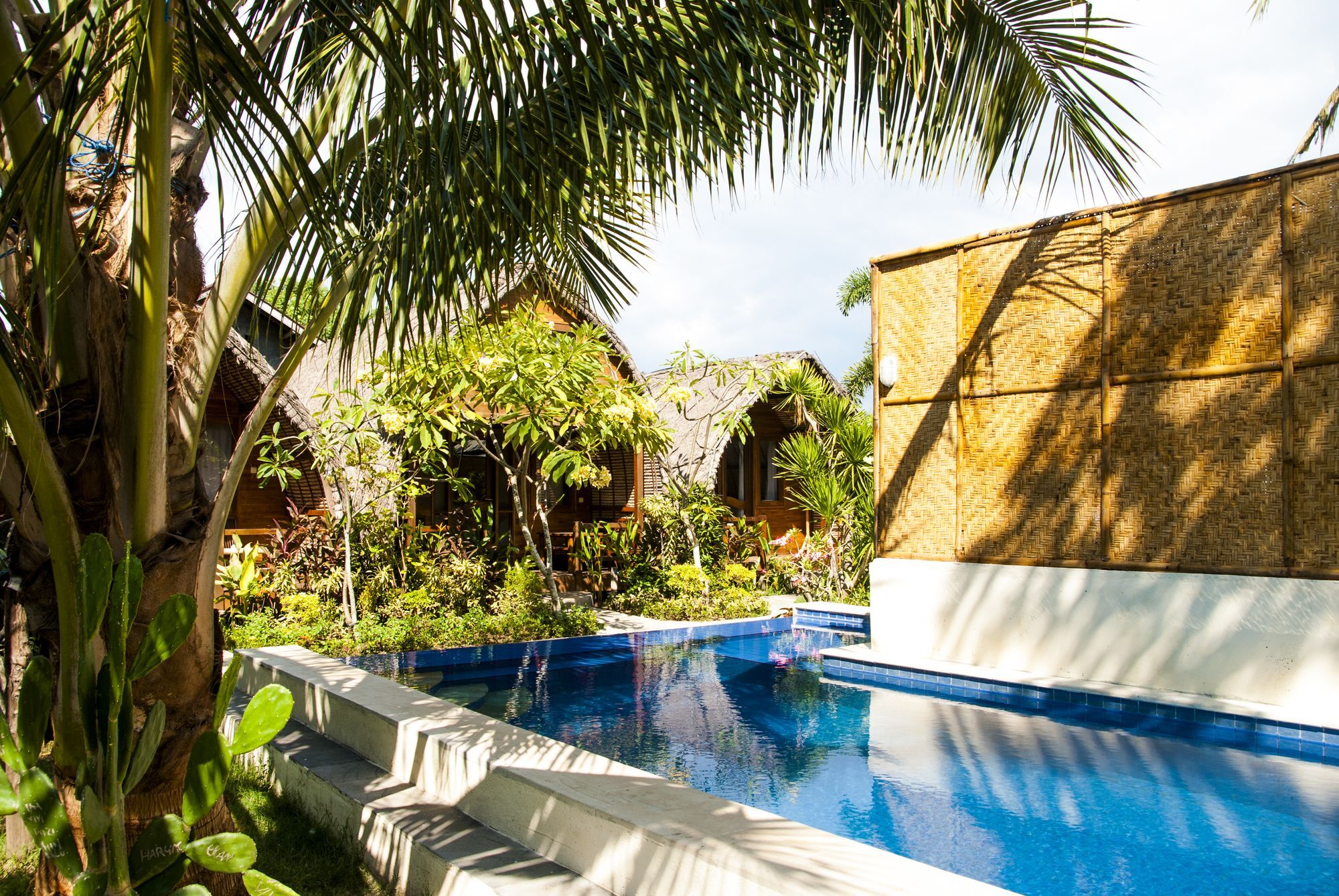 Cotton Tree Cottages Gili Trawangan Exteriör bild